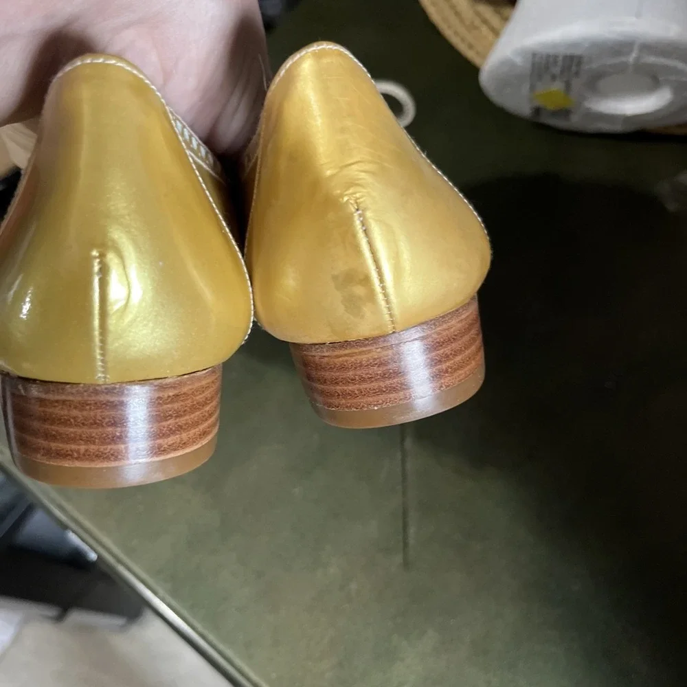 Stuart Weitzman Leather Gold Two Tone Loafers  Made in Spain Barely Worn 7.5